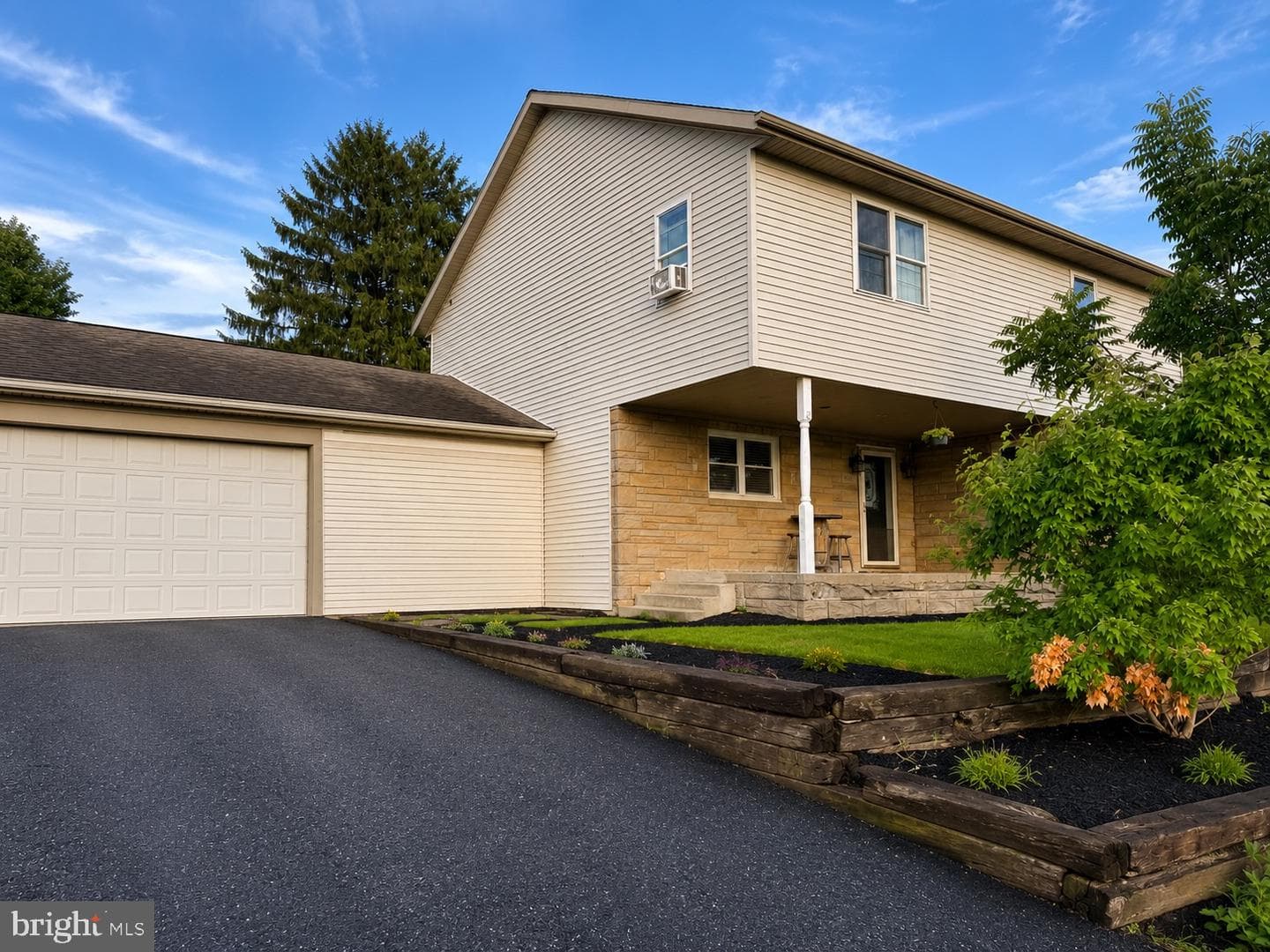 1686 Mapledale Road, Elizabethtown