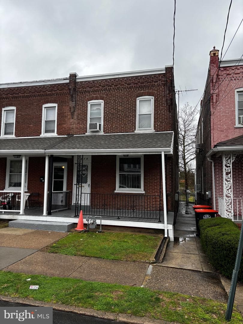 2416 W 4th Street photo 1