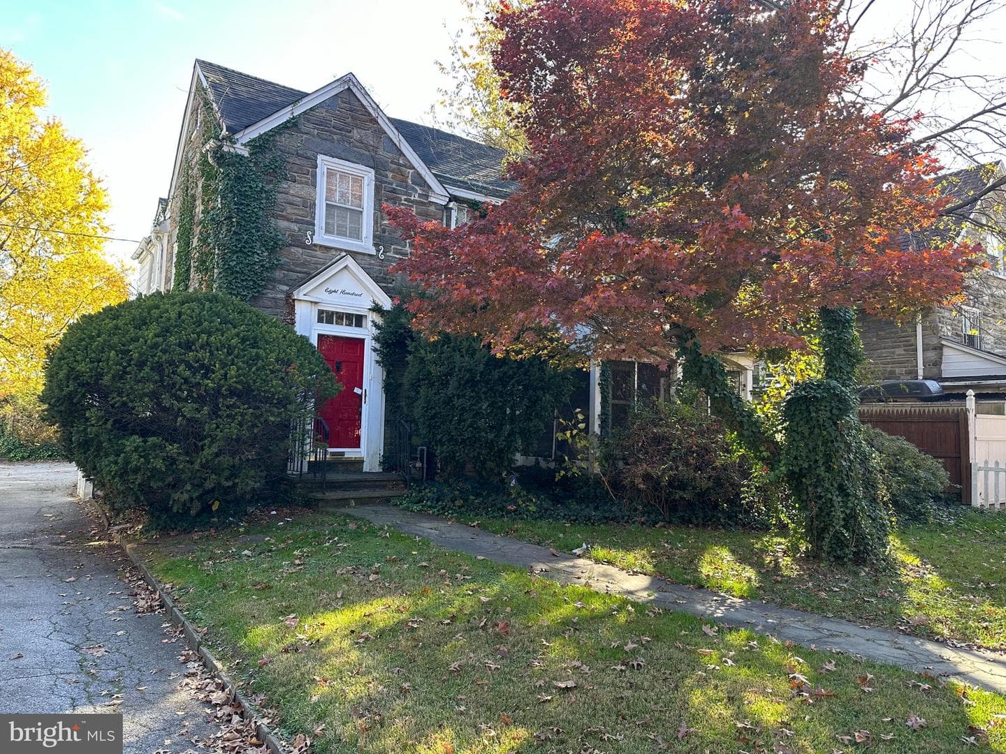 800 Longacre Boulevard photo 1