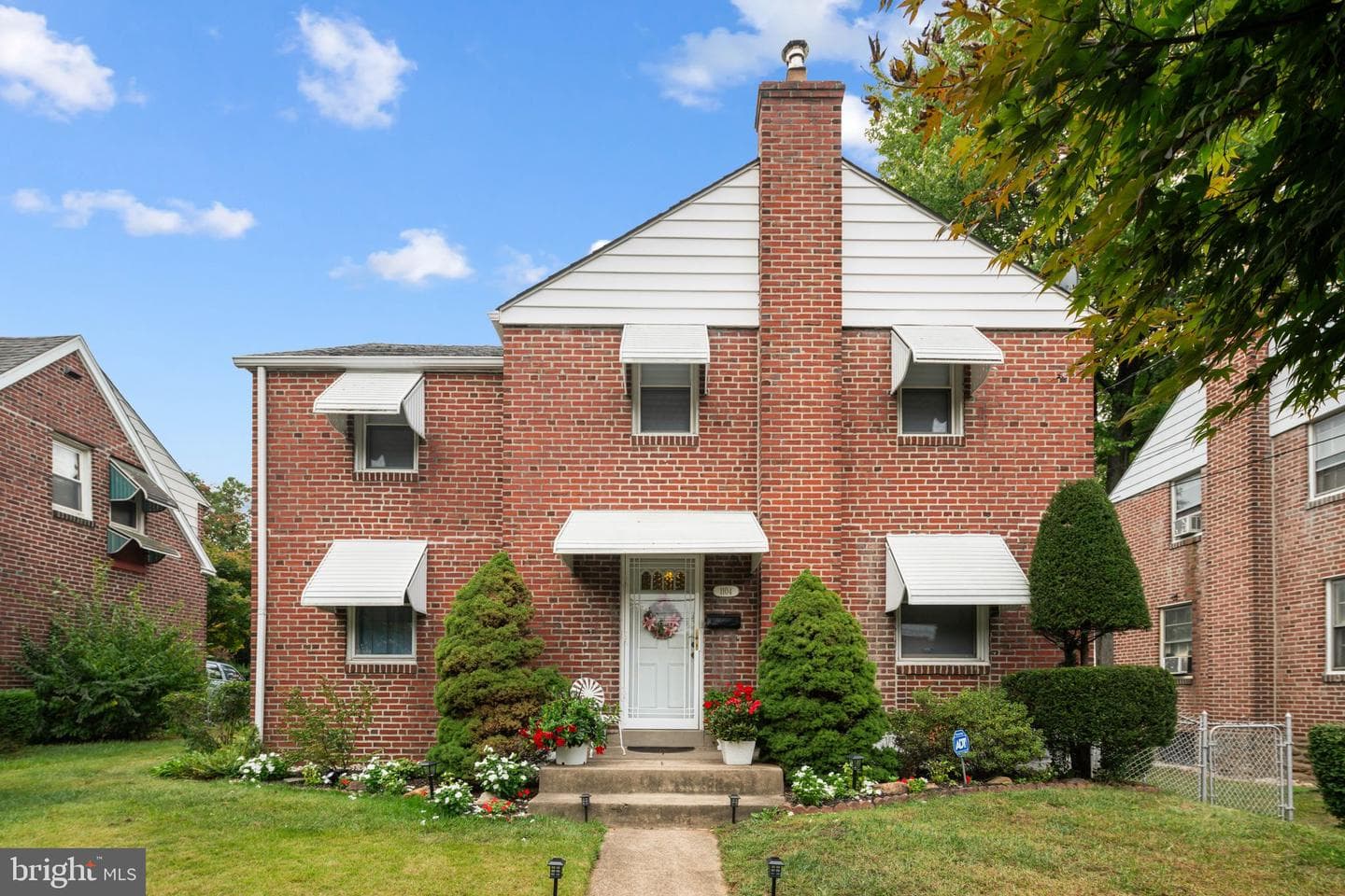 1104 Serrill Avenue photo 1