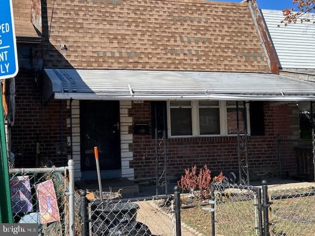 136 Chadwick Avenue photo 1