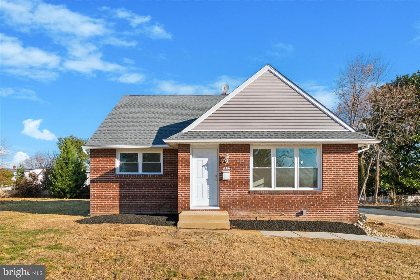 3757 6th Street photo 1