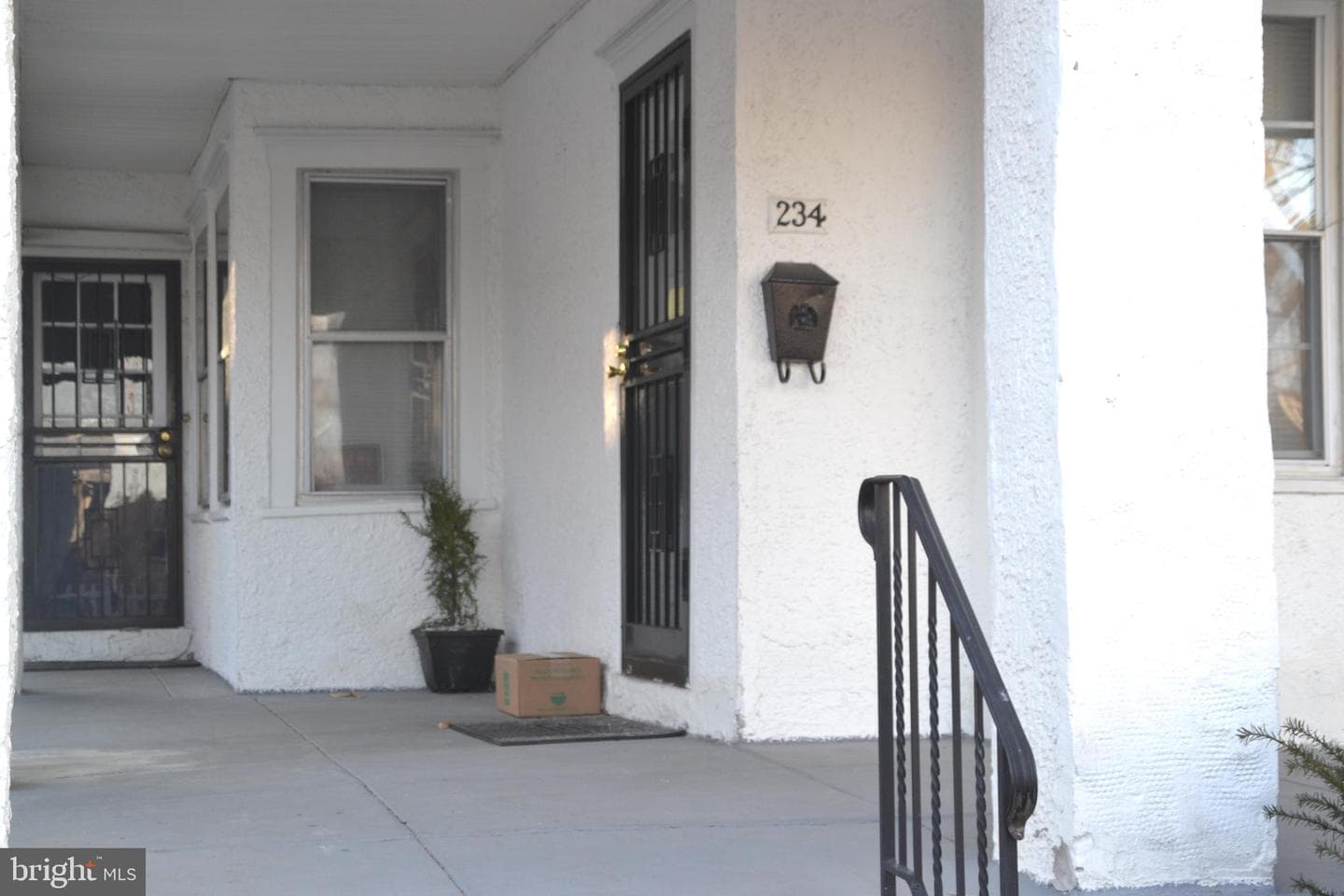 234 Lewis Avenue photo 1