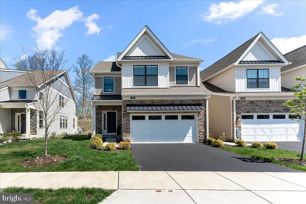 722 Switchman Road photo 1