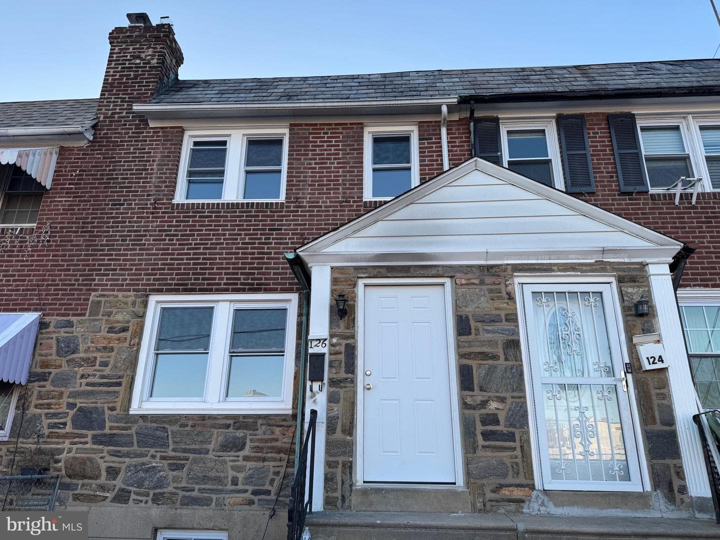 126 Richfield Road photo 1