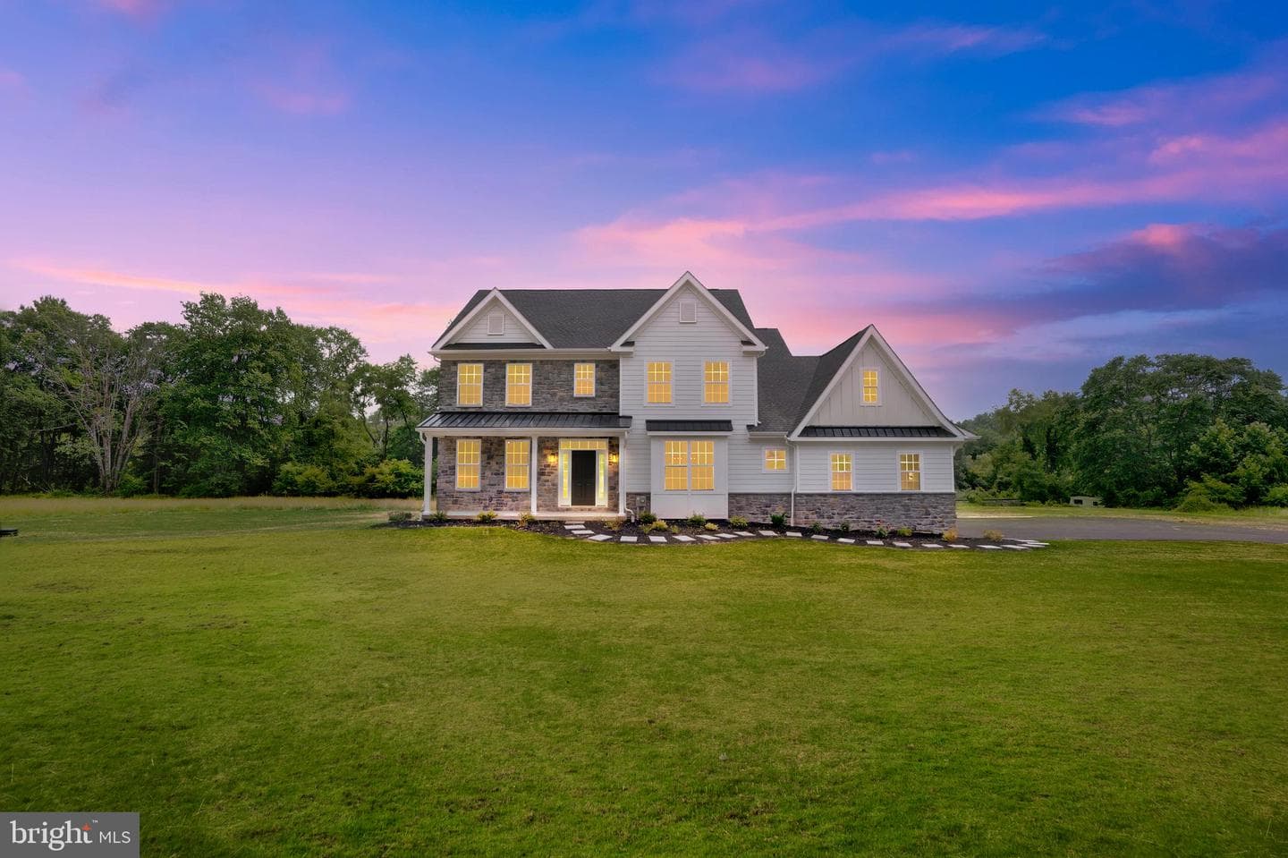 Lot 2 Governor Markham, Cheslen photo 1