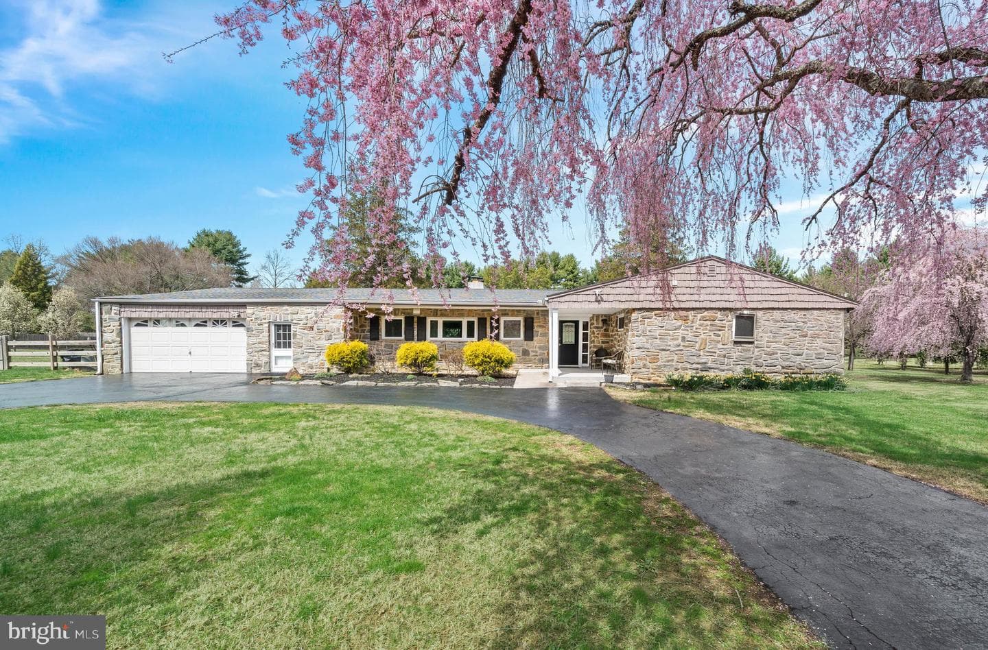 759 Shavertown Road photo 1