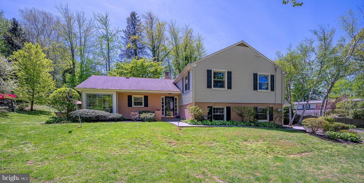 658 Conestoga Road photo 1
