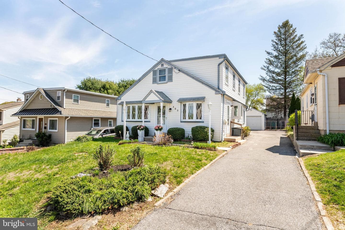 127 2nd Avenue photo 1