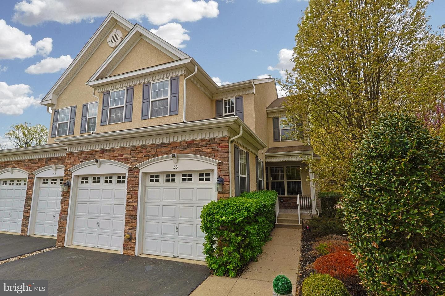 53 Wharton Drive photo 1