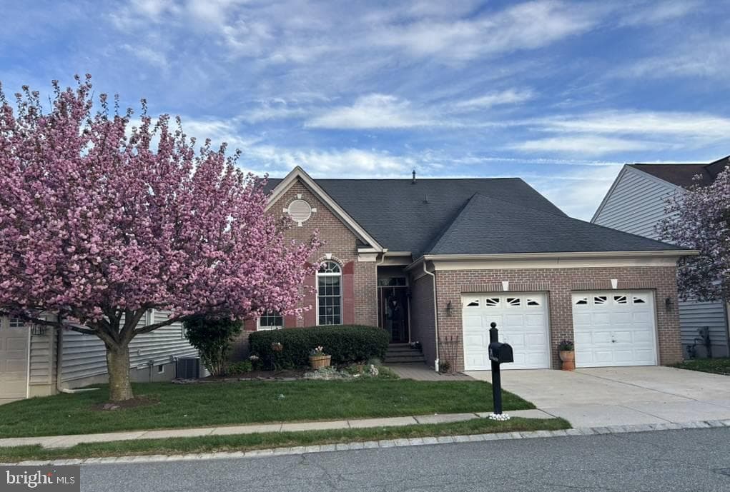 34 N Valentine Drive photo 1
