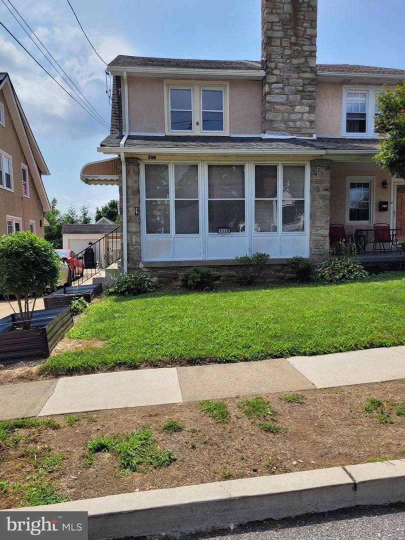 4130 Rosemont Avenue photo 1