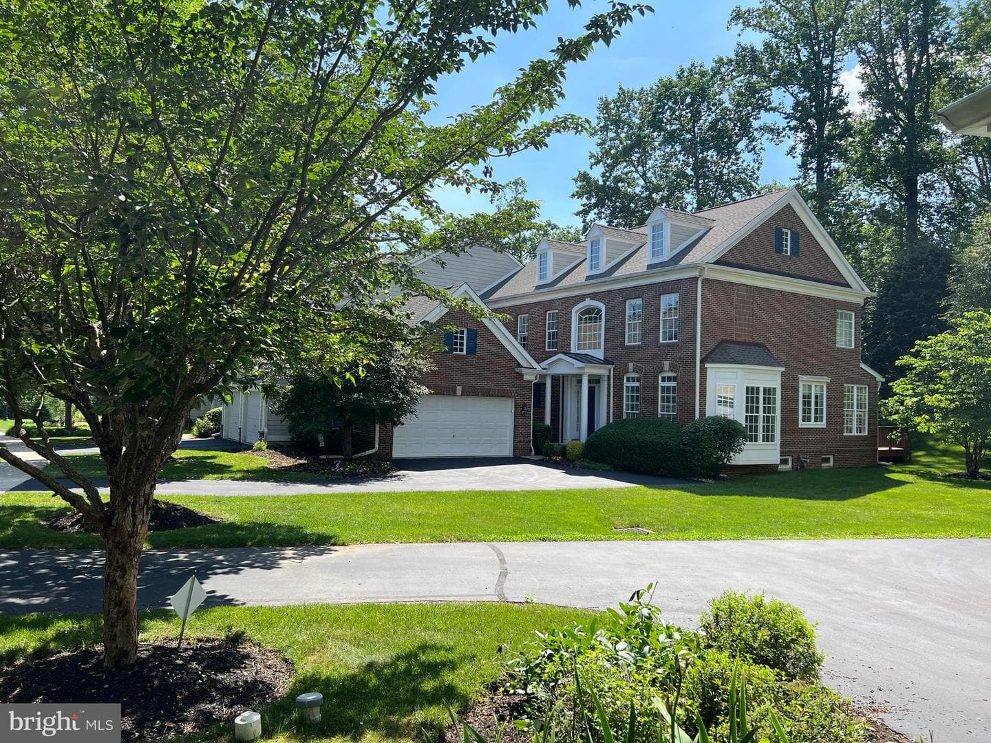 206 Excalibur Drive photo 1