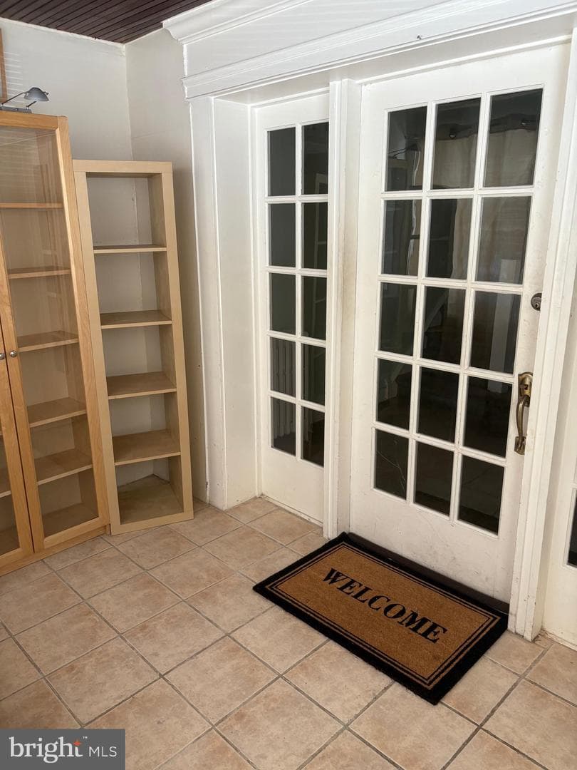 211 Wright Avenue photo 1