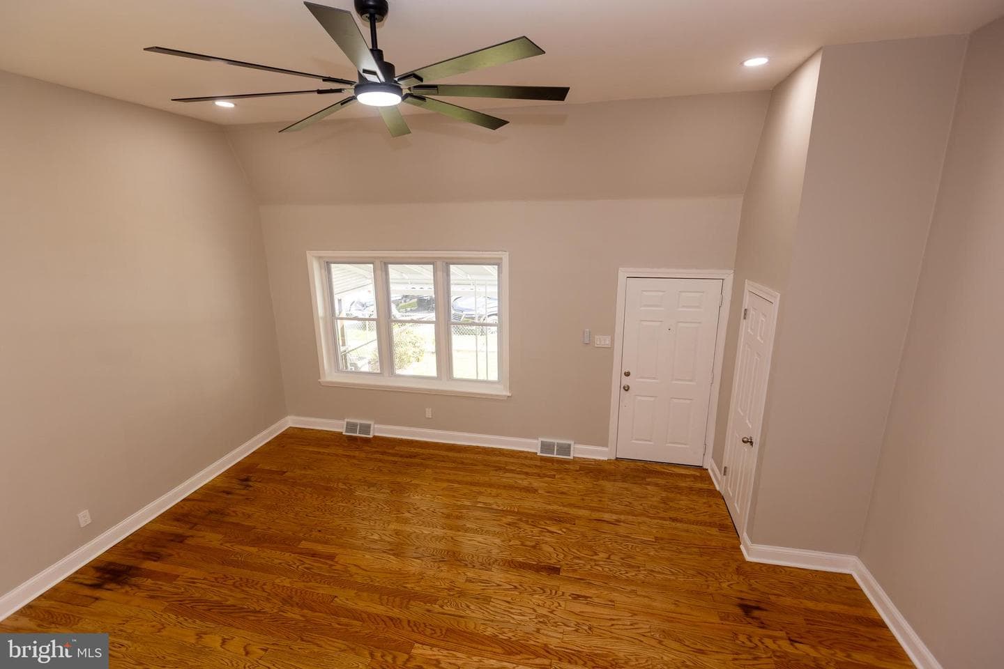 136 Chadwick Avenue photo 1