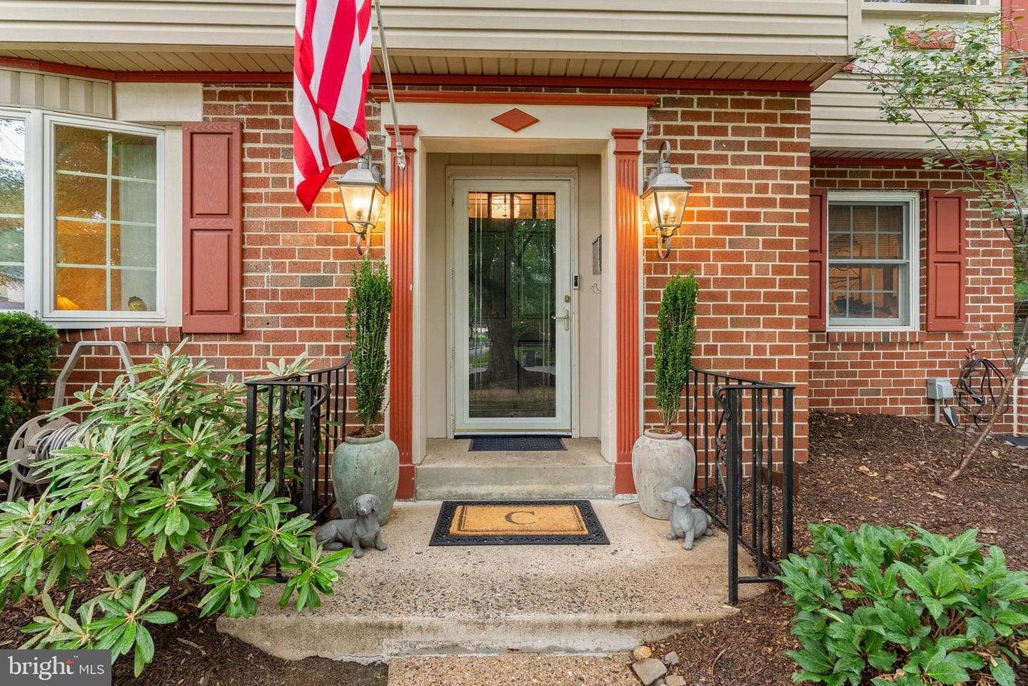 332 Franklin Avenue photo 1