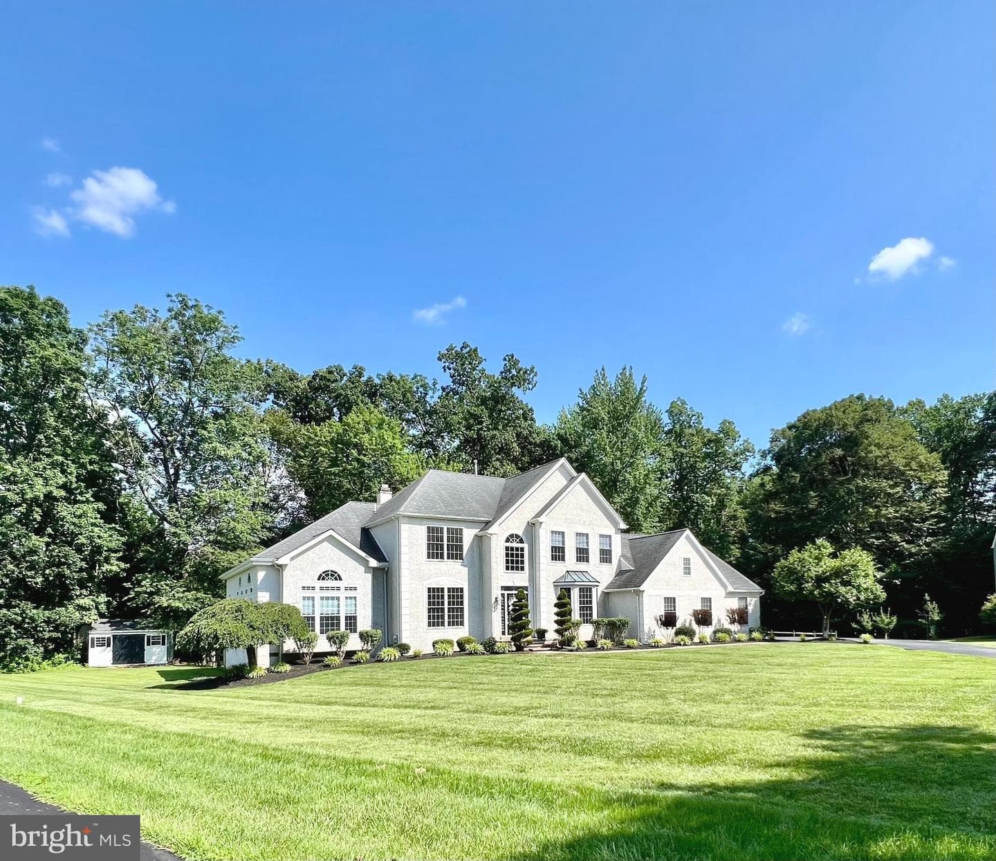 1467 Powell Circle photo 1
