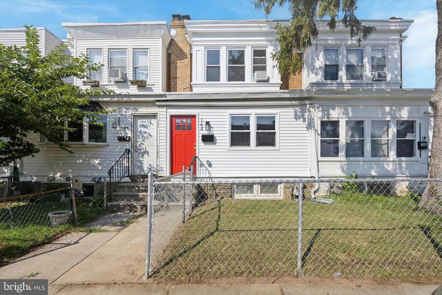 164 Wayne Avenue photo 1