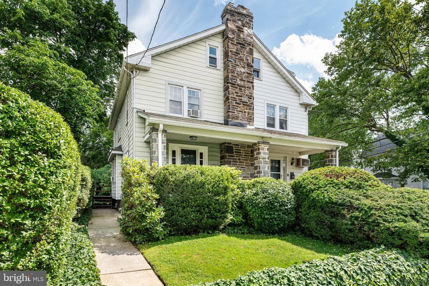 103 Campbell Avenue photo 1