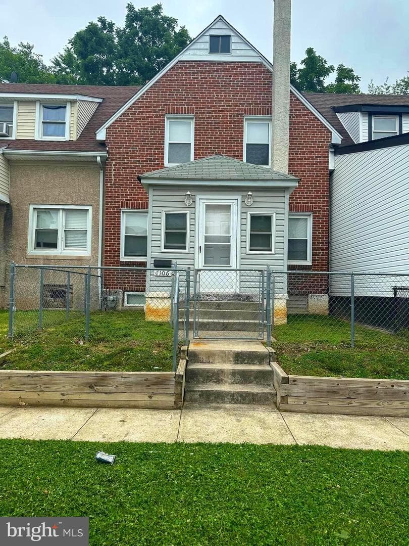 1106 Sterling Avenue photo 1