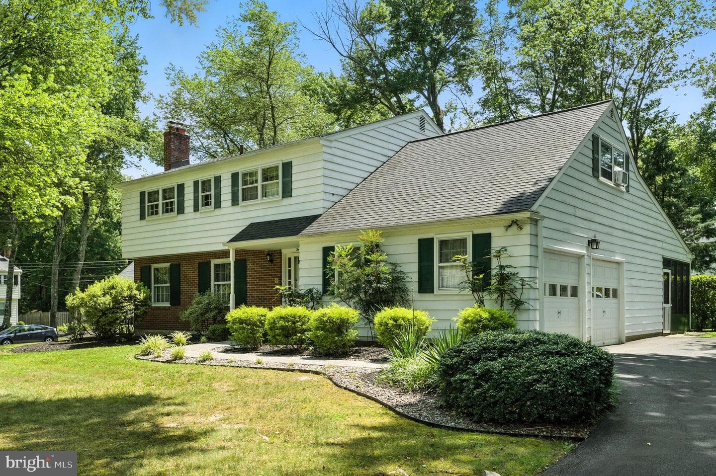 213 Fairfield Drive photo 1