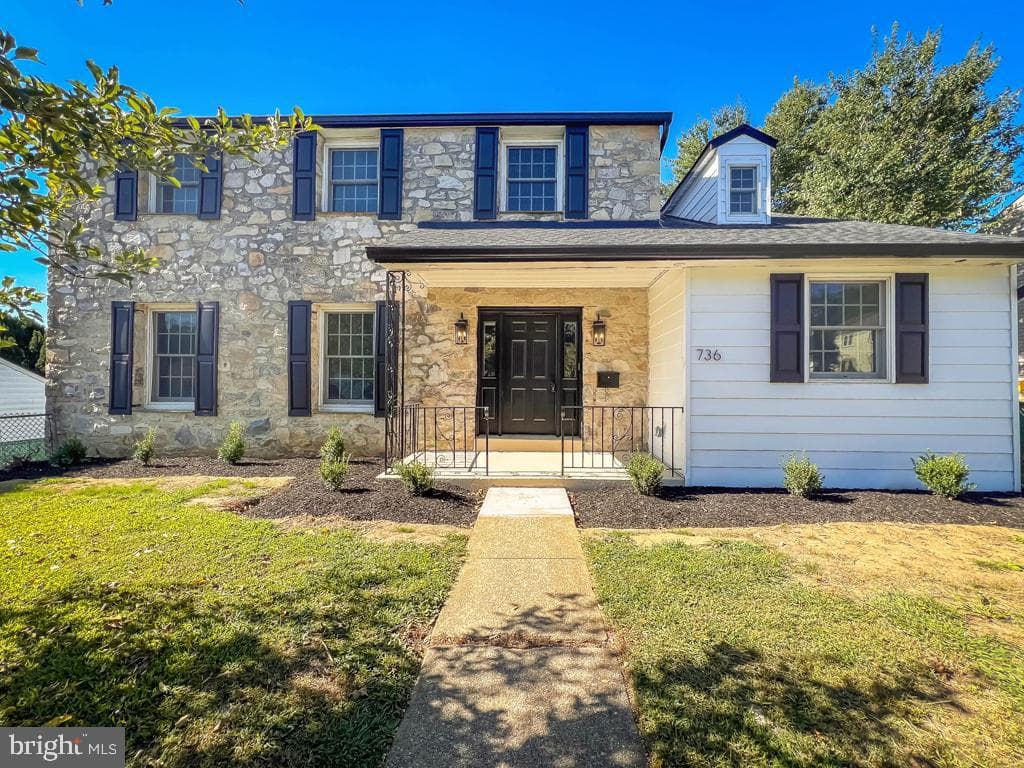 736 Timber Trail Lane photo 1