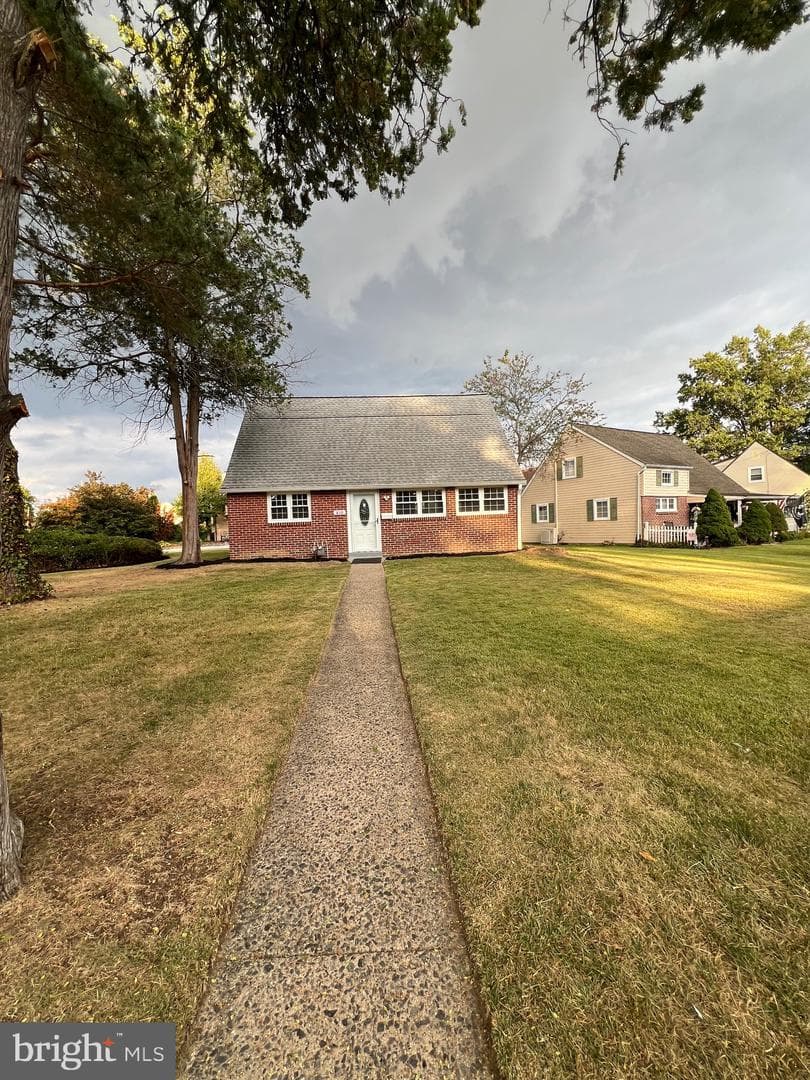 810 Quince Lane photo 1