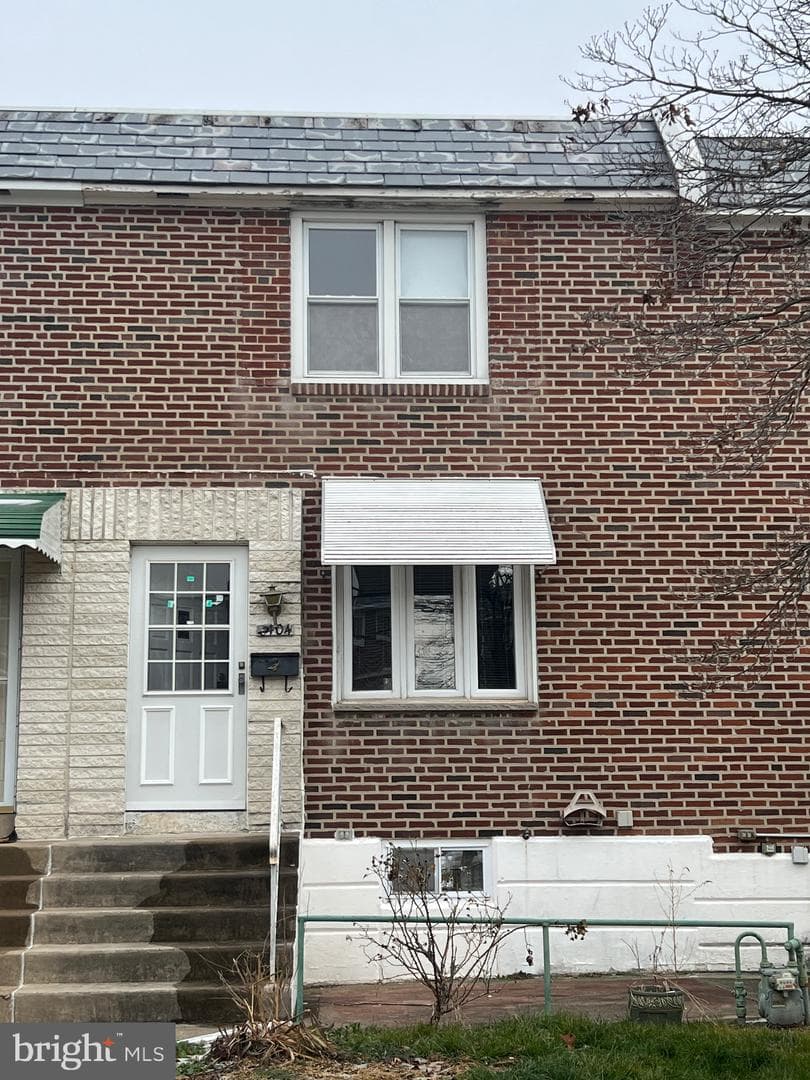 2404 Stoneybrook Lane #1 photo 1
