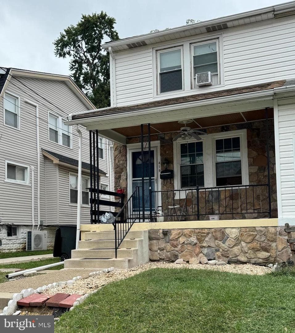 419 Custer Avenue photo 1