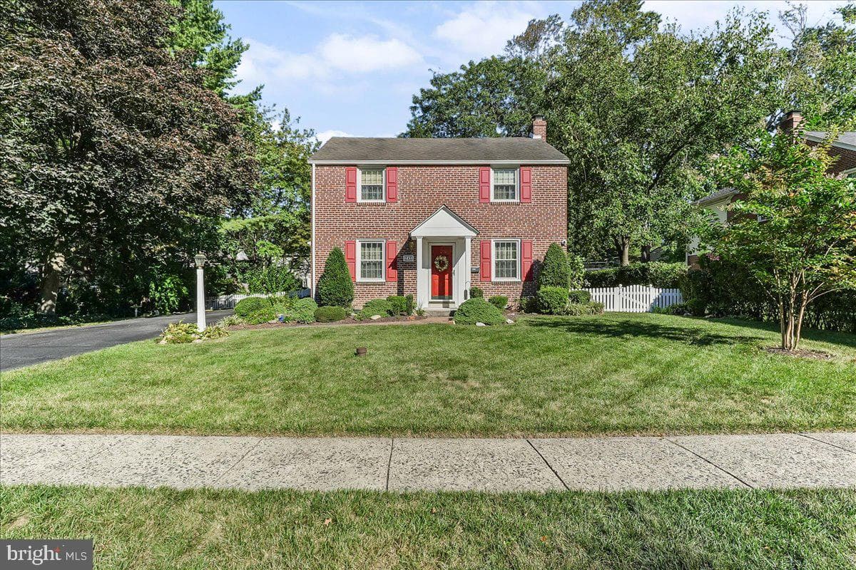 243 Rambling Way photo 1