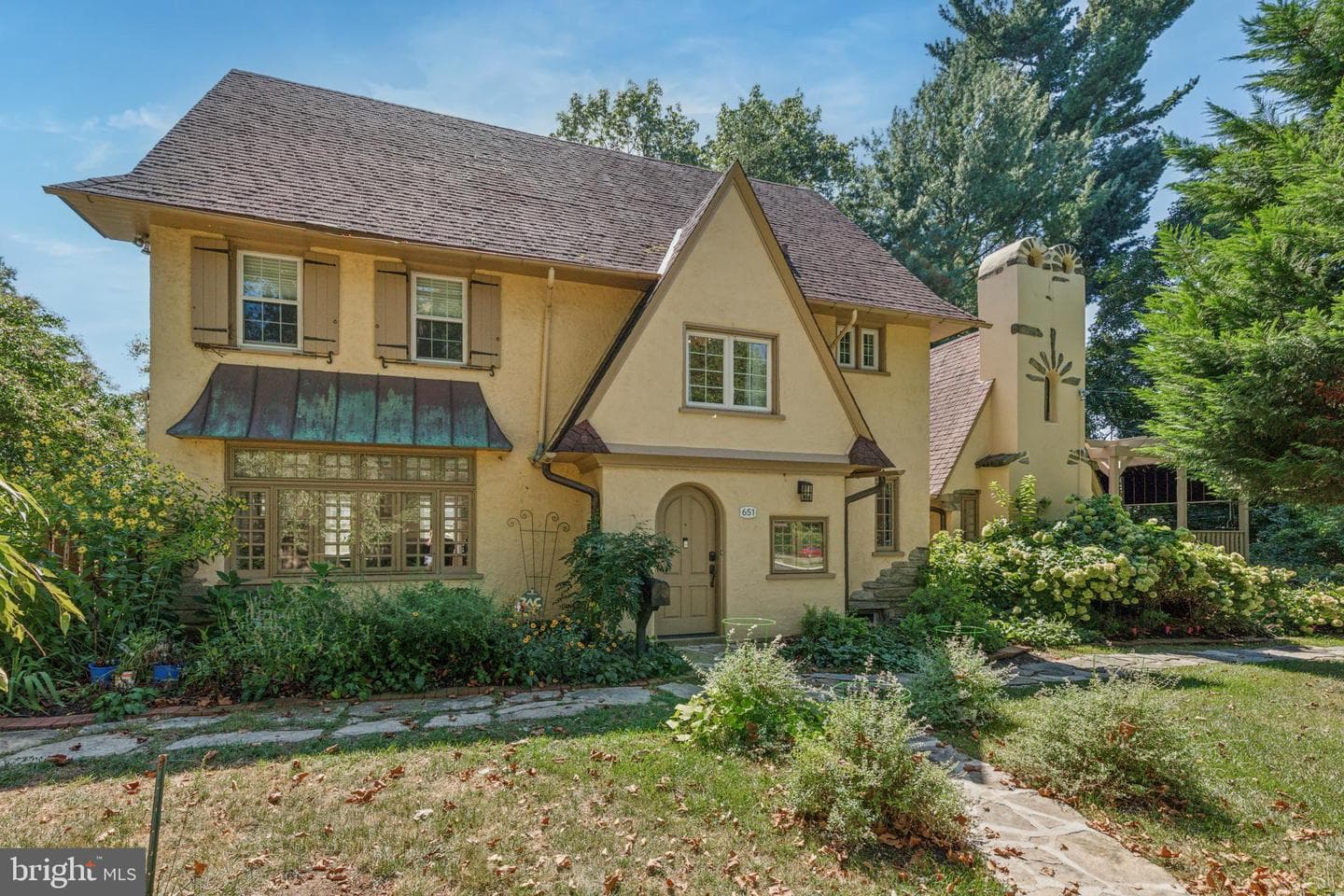 651 N Chester Road photo 1