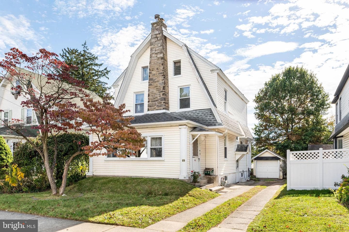 25 Oak Lane photo 1