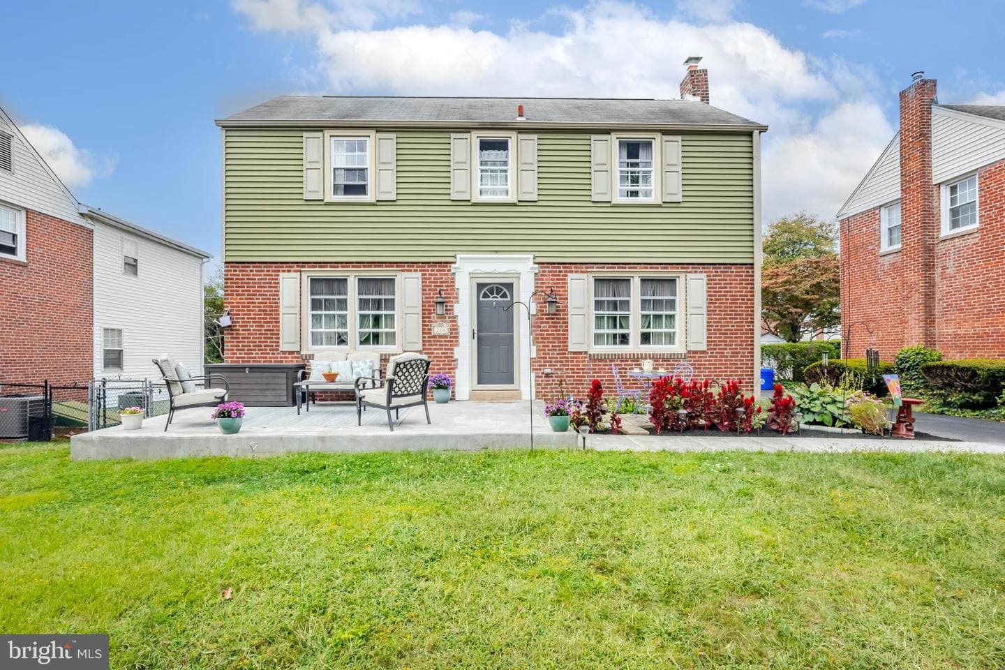 214 Brentwood Road photo 1