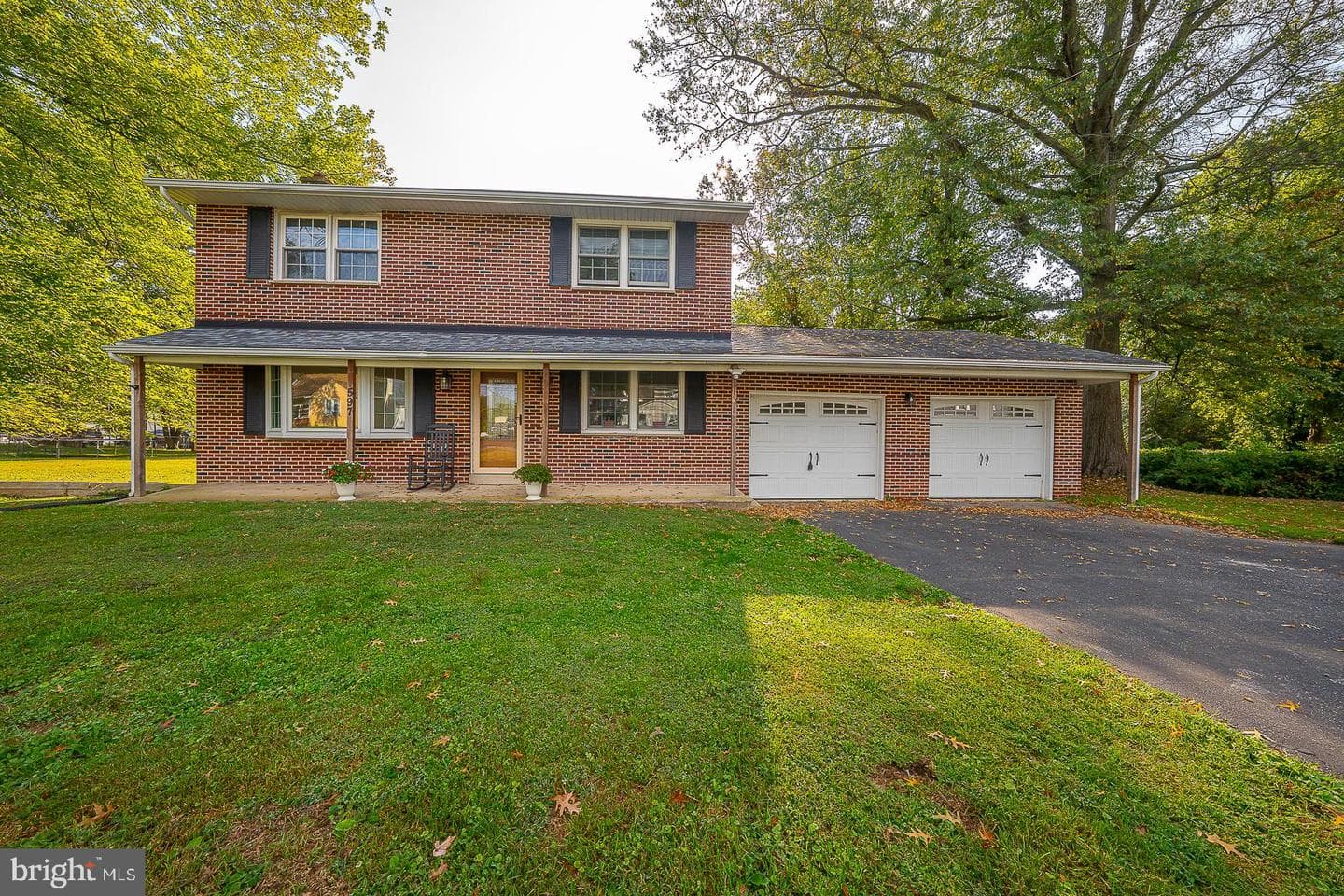597 Meetinghouse Road photo 1
