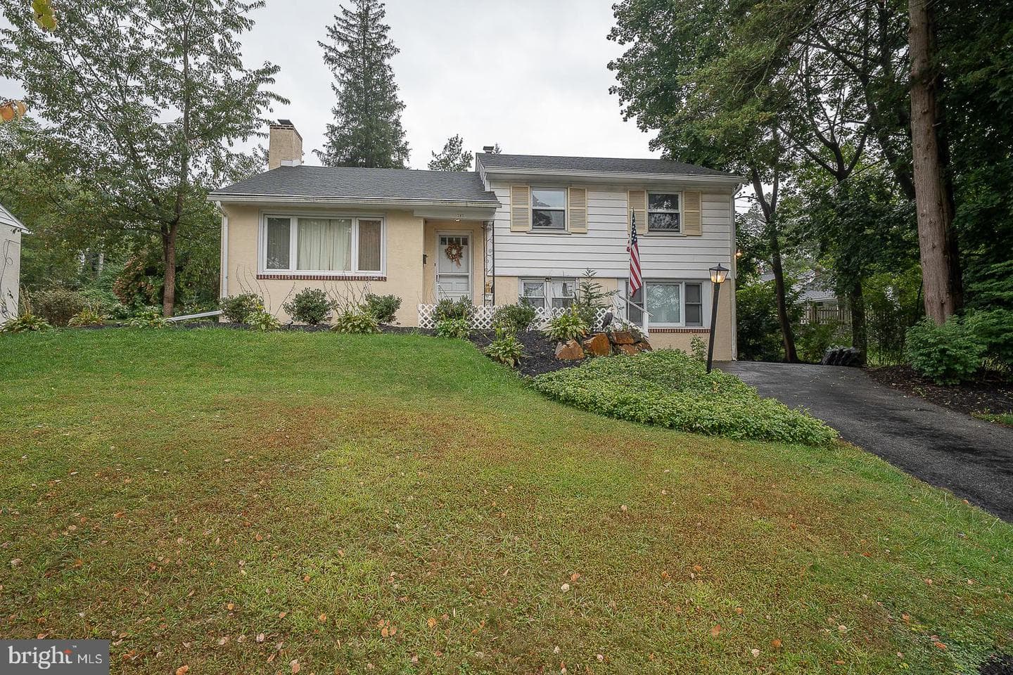 341 Rockland Road photo 1