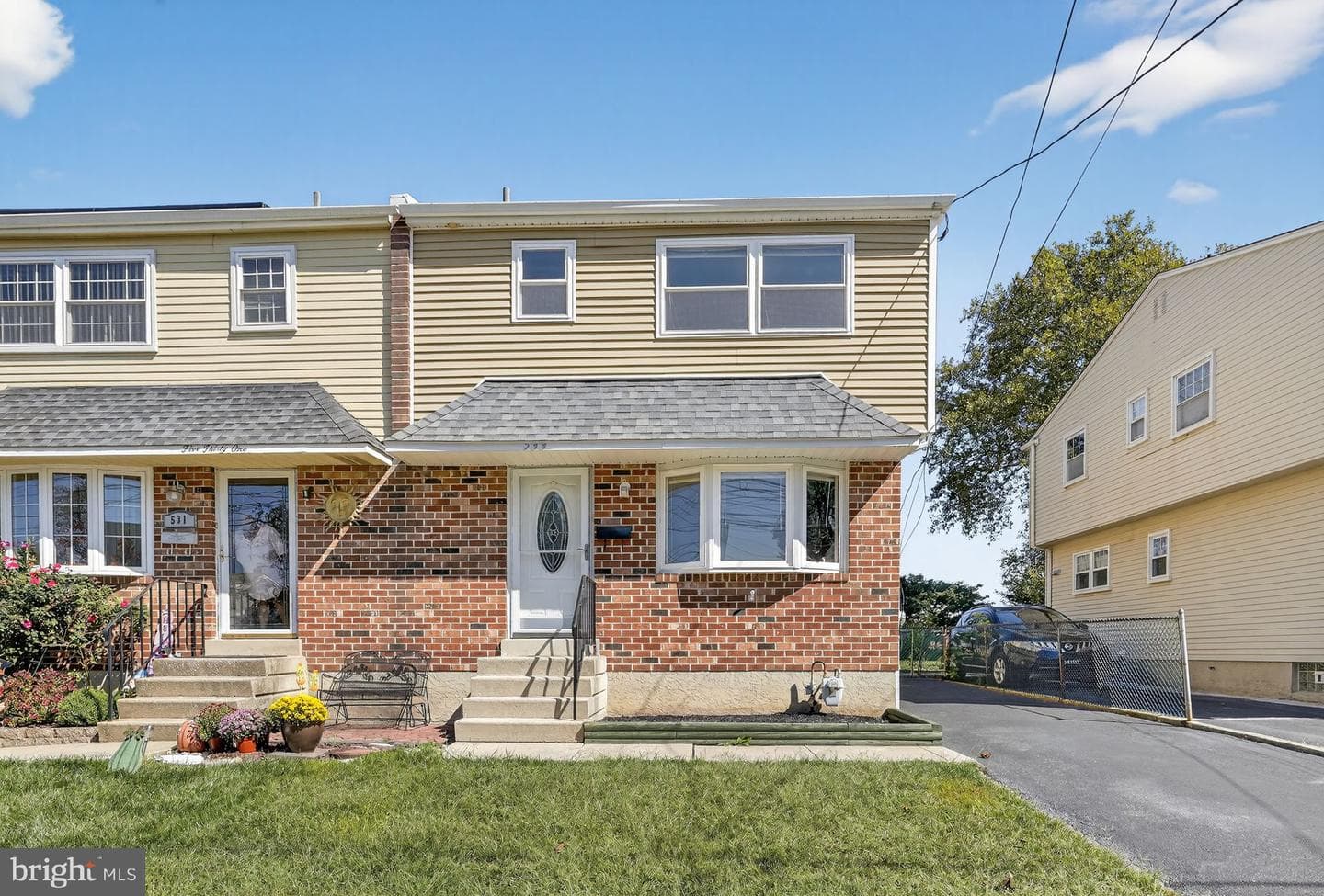 533 Crotzer Avenue photo 1