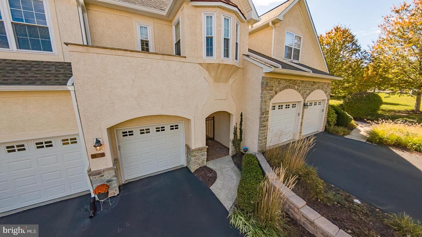 16 Creekview Circle