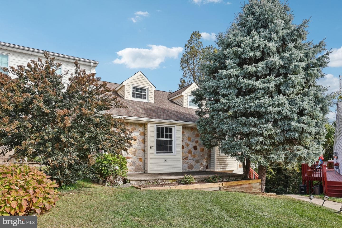 917 Saint Joseph Drive photo 1
