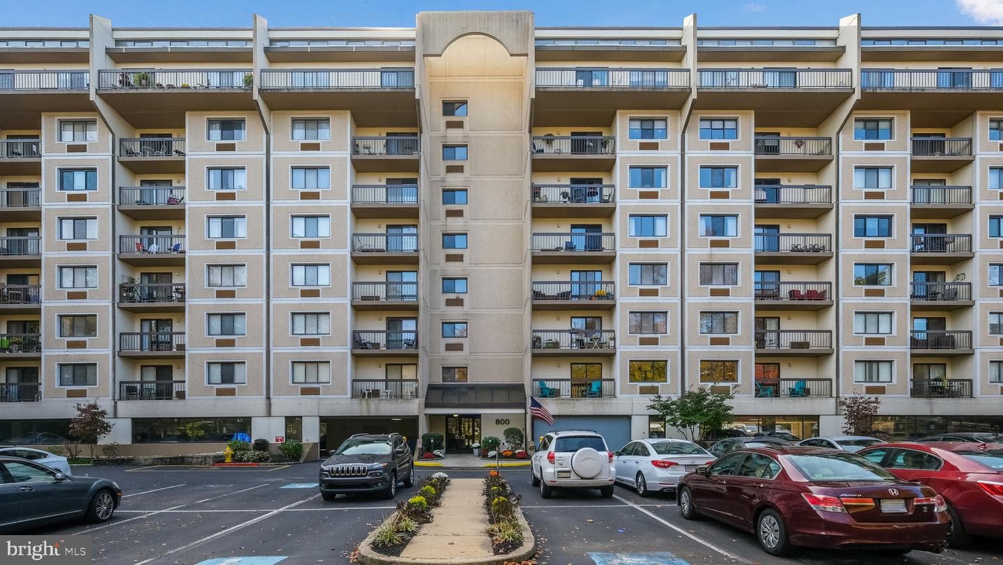 800 Avondale Road #7p photo 1