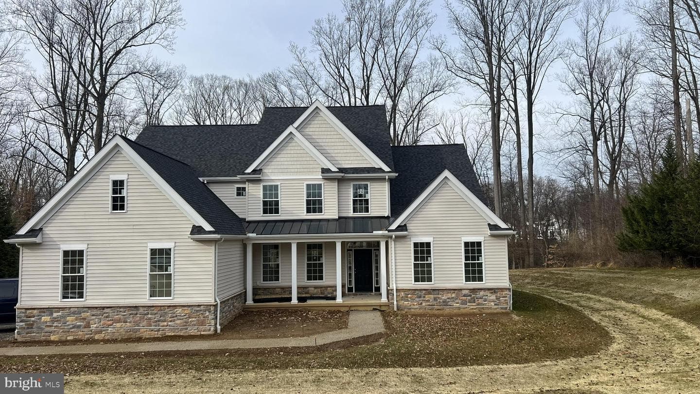 65 W Forge Road photo 1