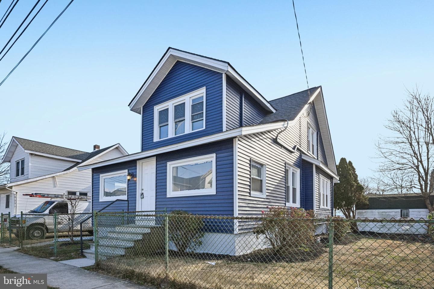 213 White Avenue photo 1