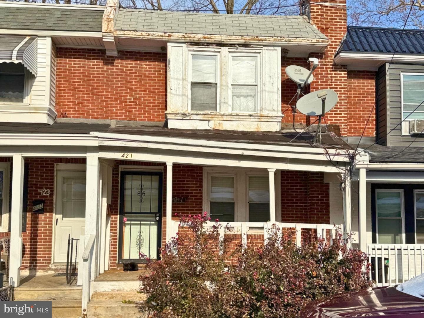 421 Darby Terrace photo 1
