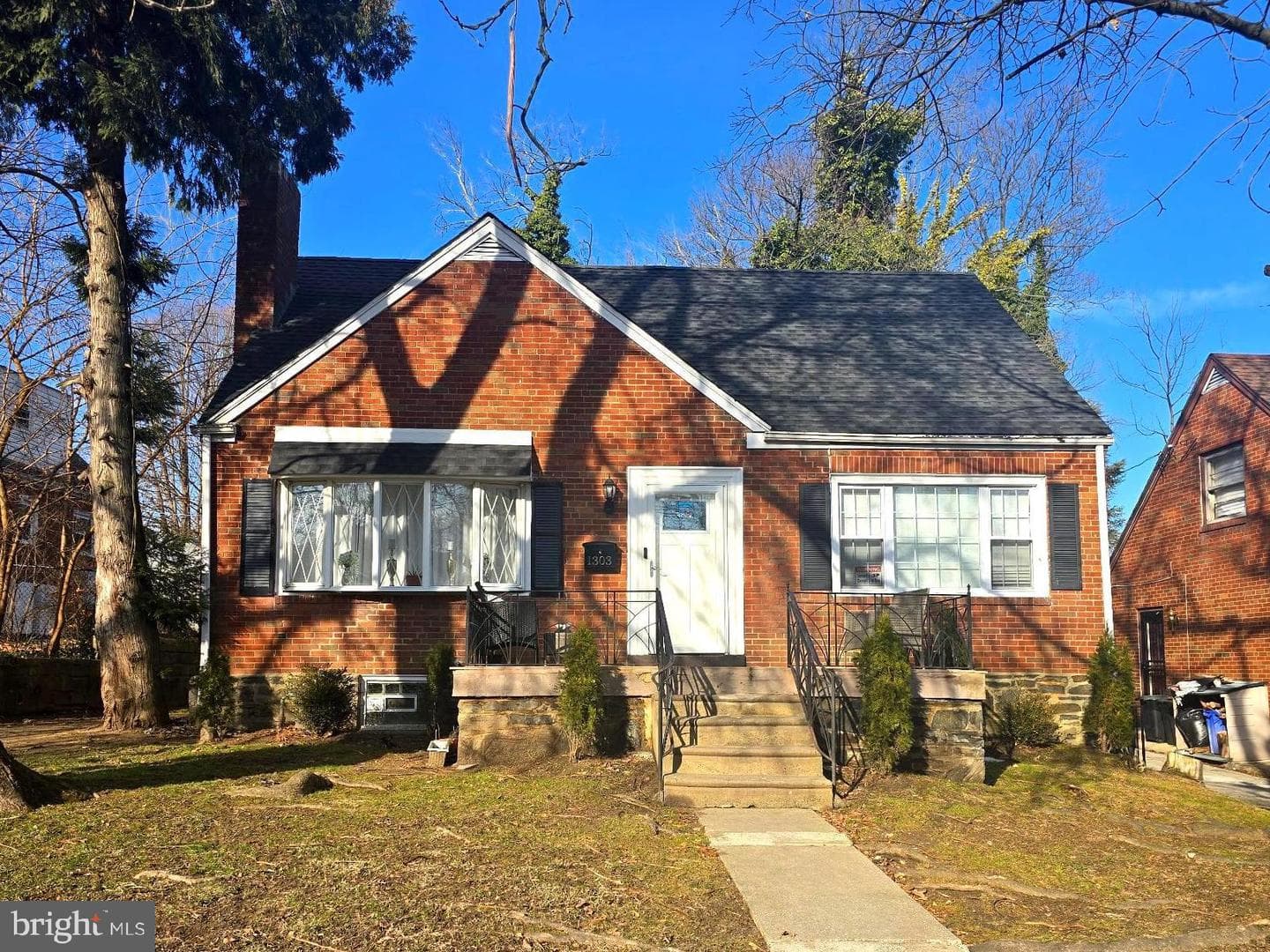 1303 Manor Road
