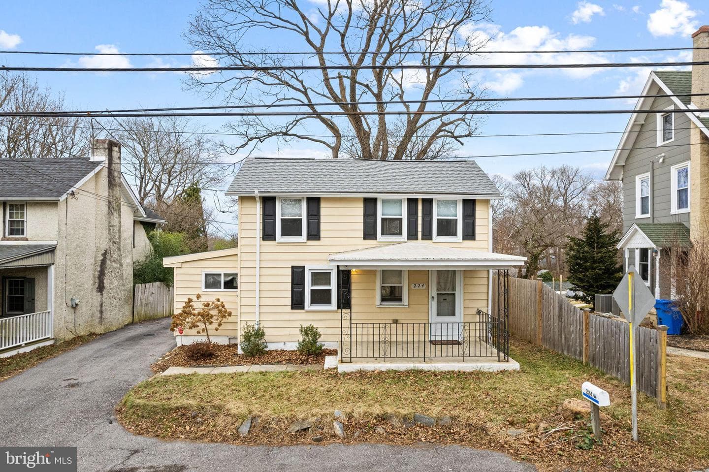 224 S Pennell Road photo 1