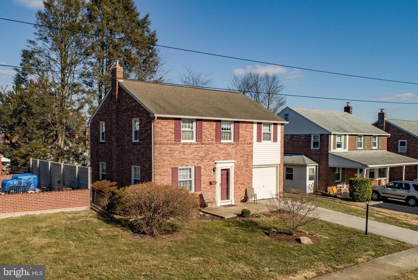 425 Harrington Road photo 1