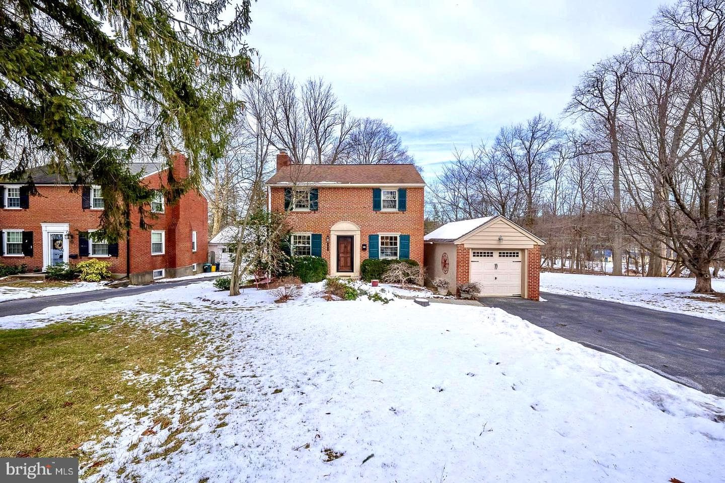 301 Eagle Road photo 1