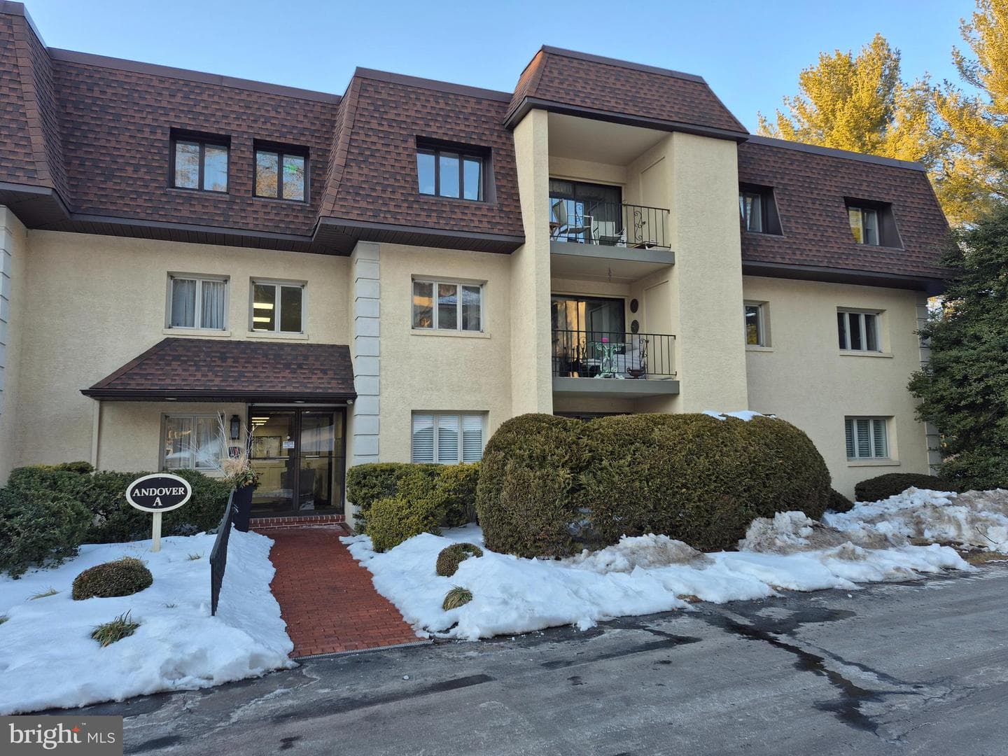 201a Summit Drive ##a photo 1