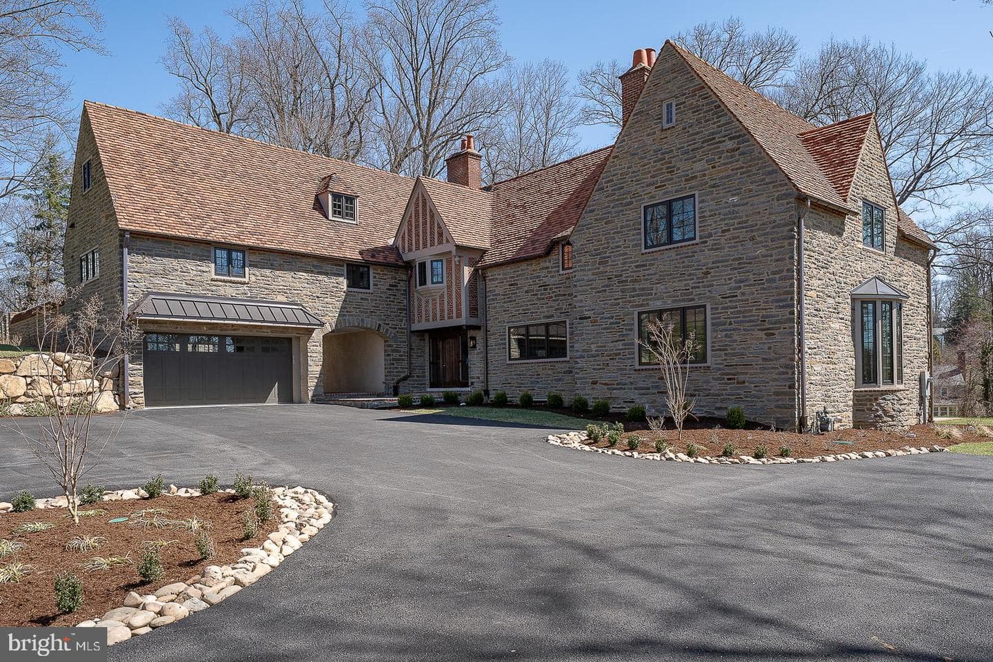 201 S Spring Mill Road