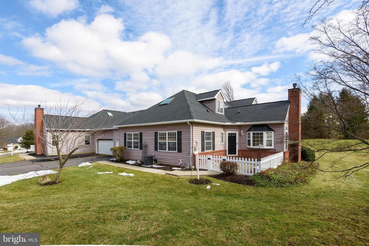 2302 Century Lane photo 1