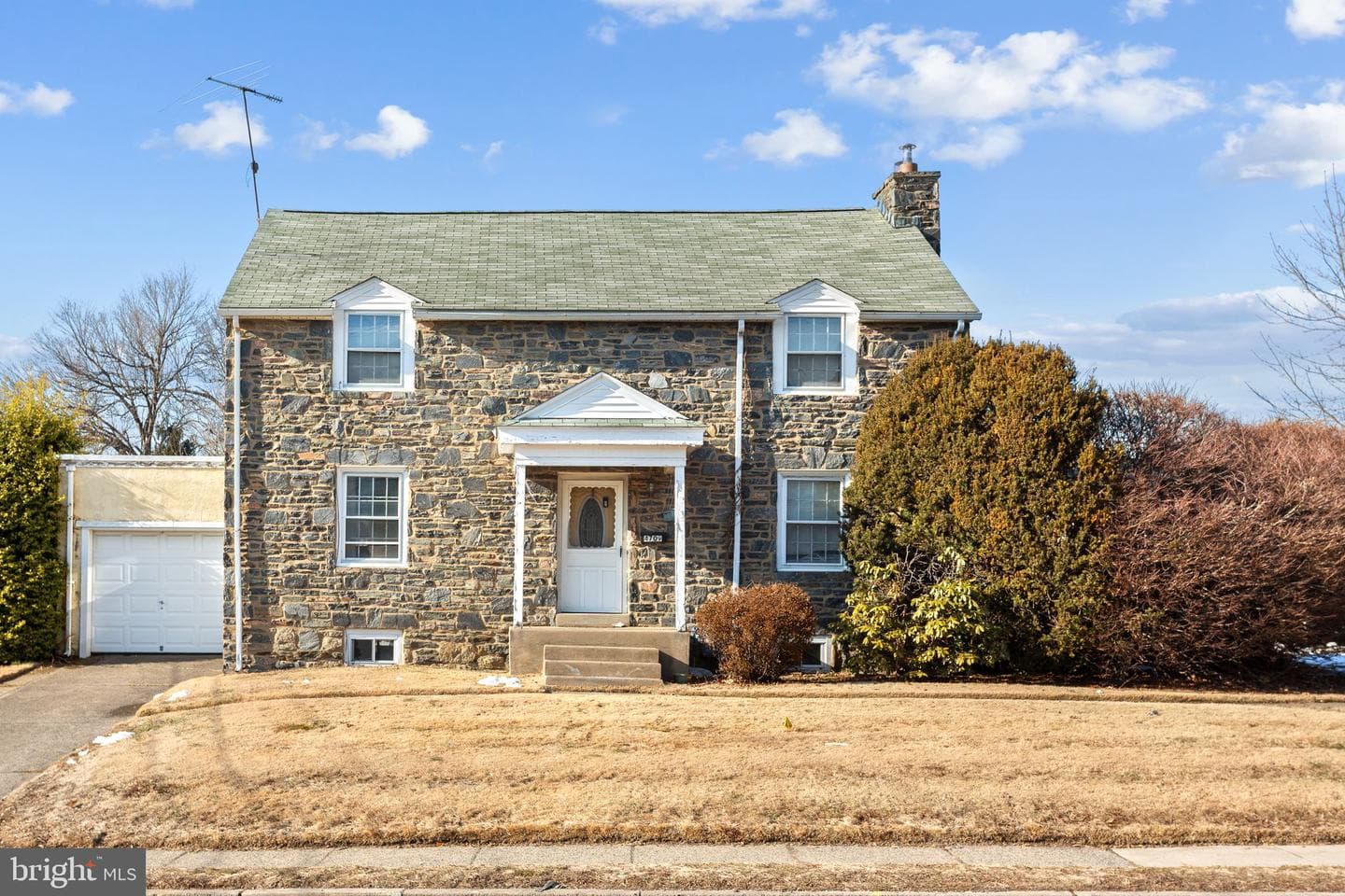 800 Collenbrook Avenue
